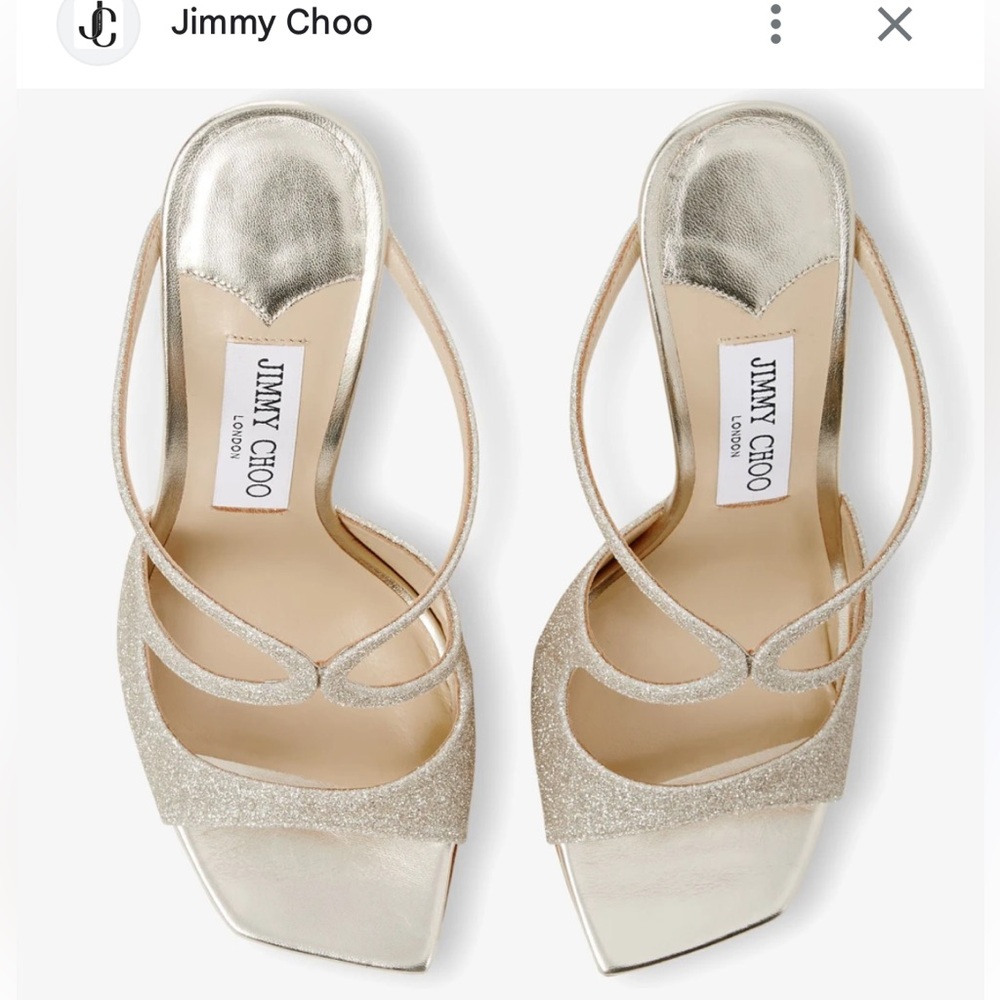 Jimmy Choo Platinum Ice Dusty Glitter Mules
Color Platinum Ice
Anise 95
$850 10